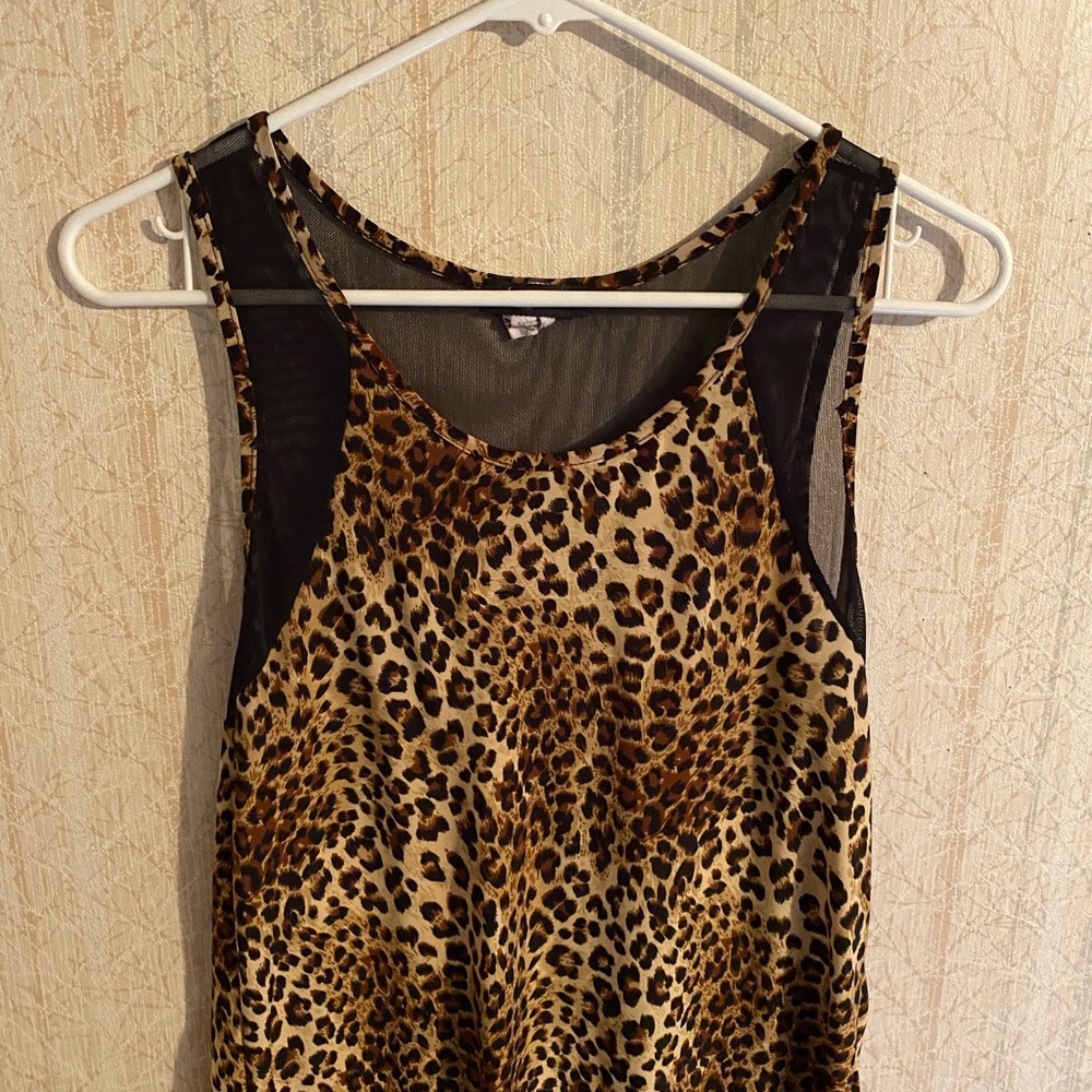 Leopard print tank top